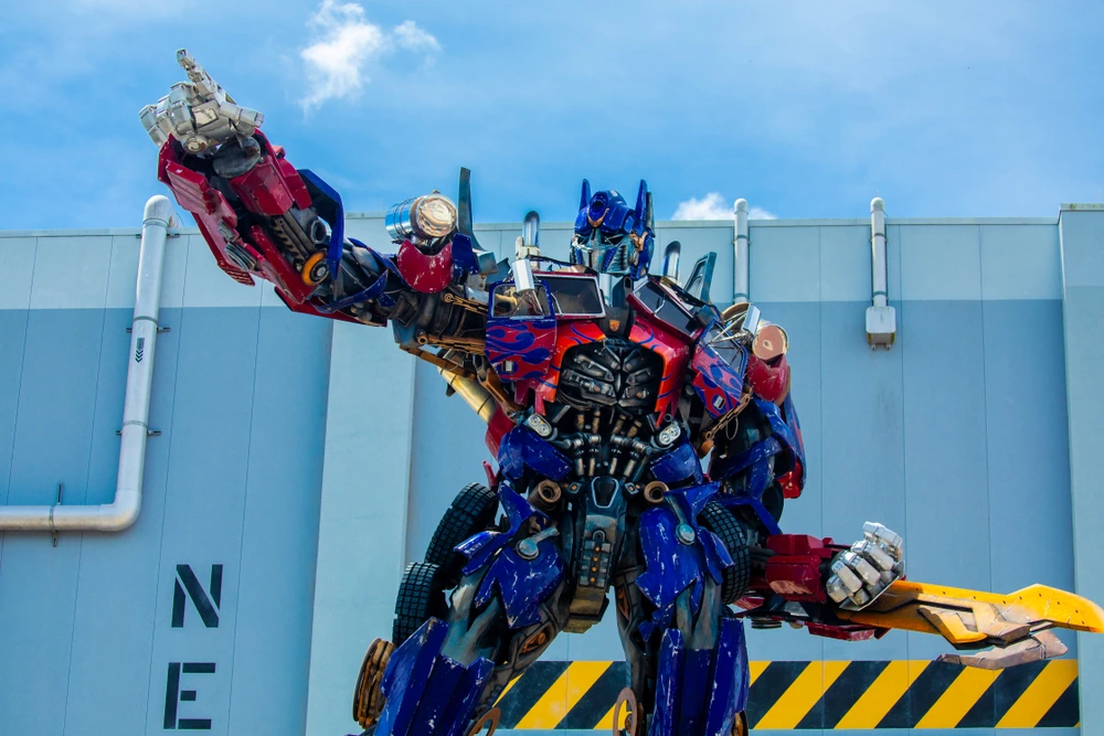 How Much Might Transformers One Make in Its Opening Weekend?